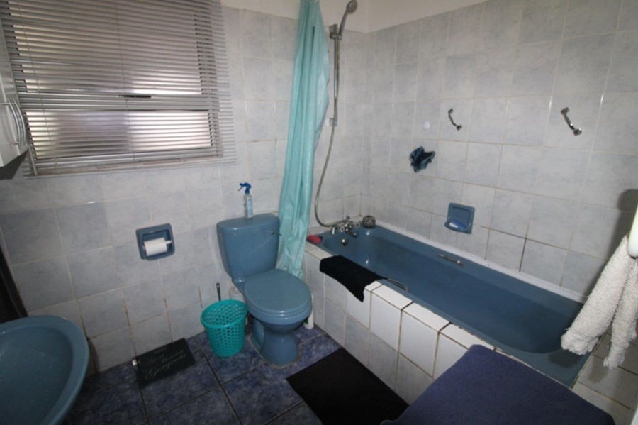 To Let 2 Bedroom Property for Rent in West Bank Eastern Cape